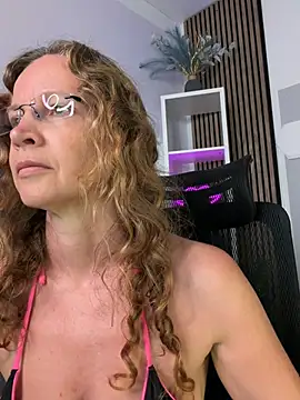 AnnikaRose webcam