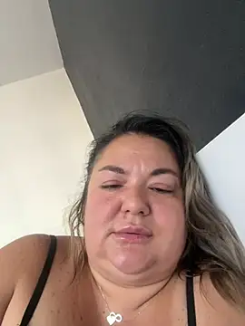 MikyVesela webcam