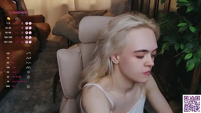 Oxcy_Secret webcam