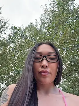 trytomakememoam webcam