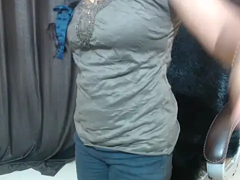 Kudi_Kiyara webcam