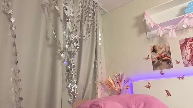 Milly_Lane webcam