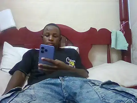 swthairydic webcam
