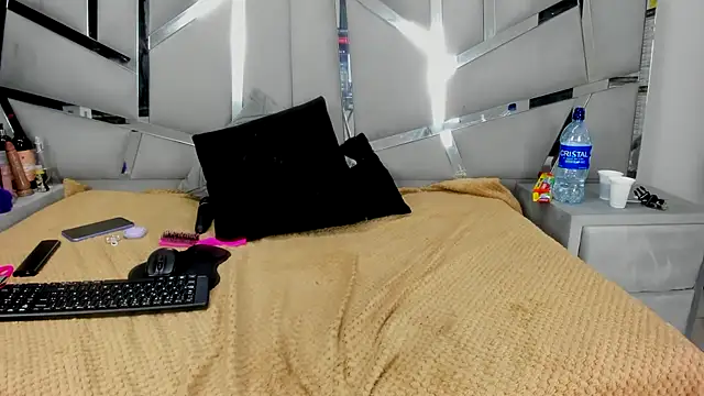 Catherinee69_x webcam