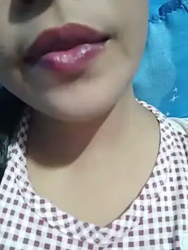 Anki-doll webcam