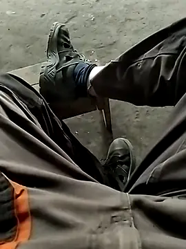 hornny_boy35 webcam