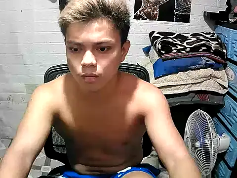 Theboy_cummerx69 webcam
