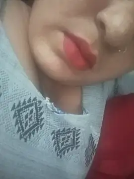Priya_089 webcam