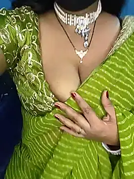 Long_hair_queen webcam