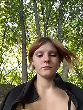 NinaParri webcam