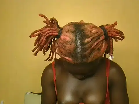 Suzzy_Baibe webcam