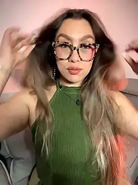 im_sophiie - Im_sophiie's free webcam - UK Sex Cams