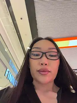 trytomakememoam webcam
