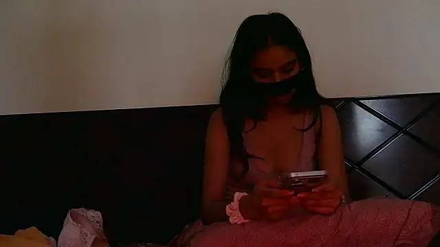 sugar_mommy98 (F young) - Make me cum I m high