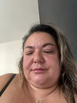 MikyVesela webcam
