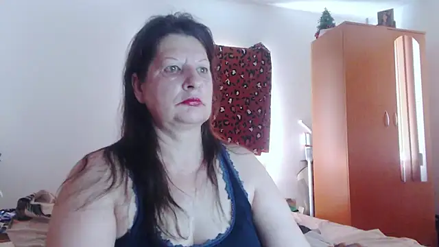 ExtasyMature webcam
