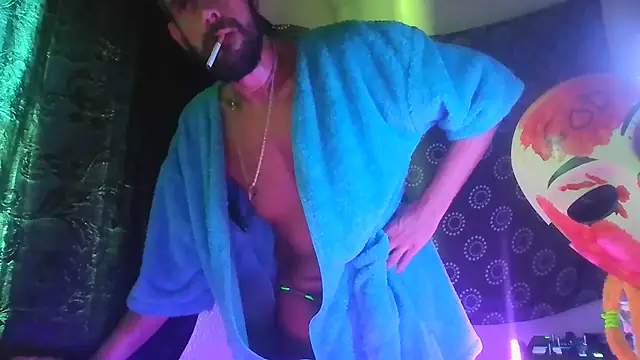 Guyst049 webcam