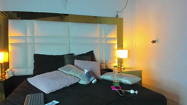 Brenda_Thomp webcam