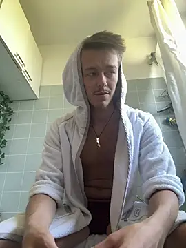 Toyjungee live cam on StripChat