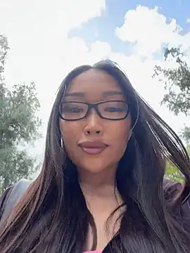 trytomakememoam webcam