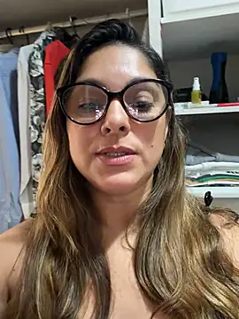 Mariiii_morena webcam