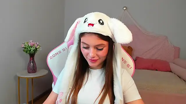 EricaFoxes webcam
