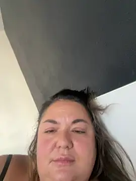 MikyVesela webcam