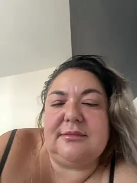 MikyVesela webcam