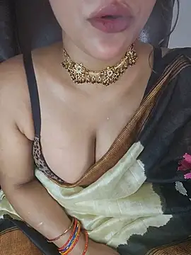 callmeshreya webcam