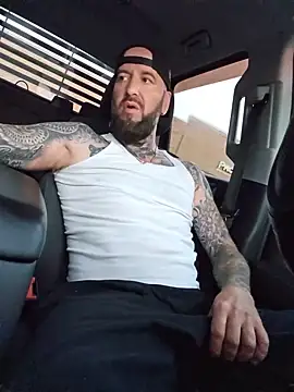Beardedtattood webcam