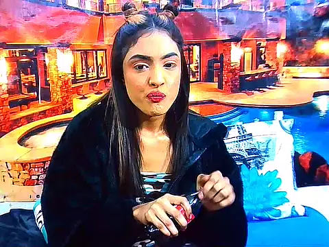 IndianPretty14u2Luv webcam