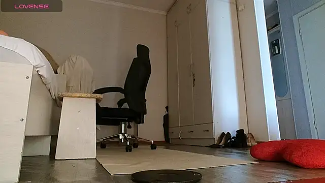 MissValday webcam