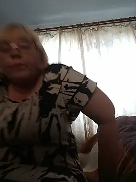 Elena_Beautiful784 live cam