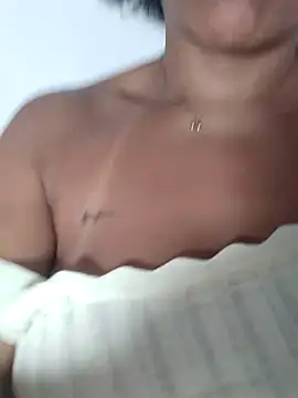 Molly_newman6 live cam on StripChat