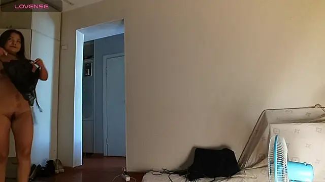 MissValday webcam