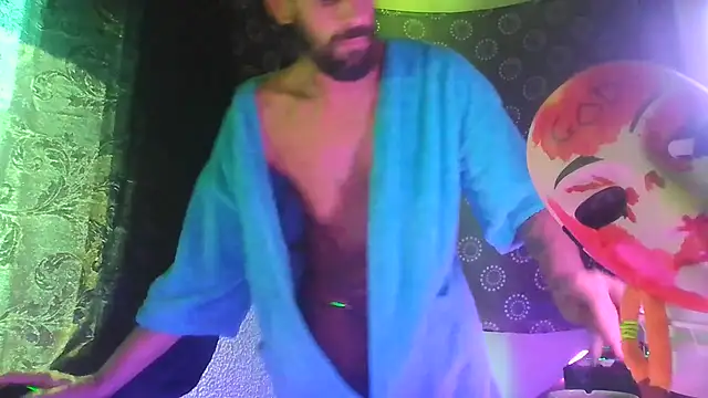 Guyst049 webcam