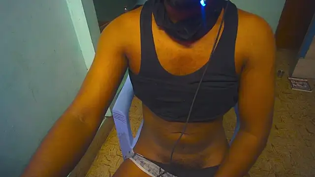 Tamil_KDD live cam on StripChat