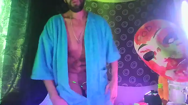 Guyst049 webcam