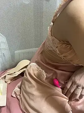 Mina048 webcam
