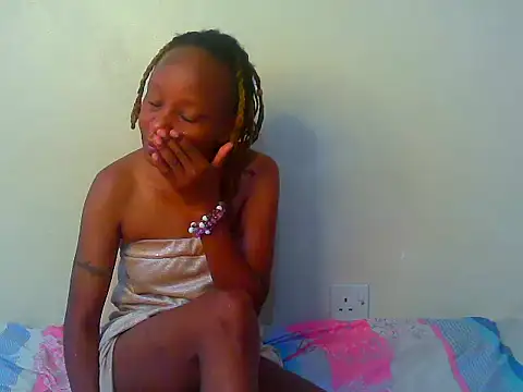 Slim_doli live cam on StripChat