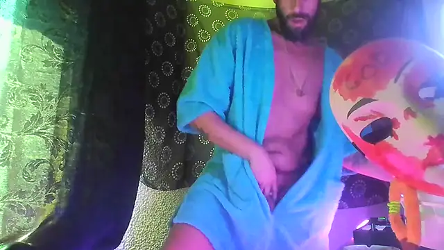 Guyst049 webcam