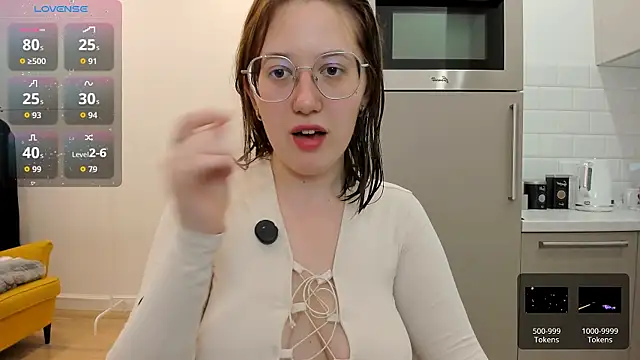 Charmy_Gracy webcam