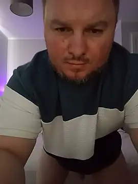 jaygirthy36 (Ask my age) - Wank and cum live 💦