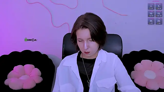 gloria_bubble webcam