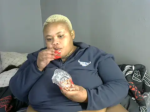 taraj_thee_thick (F young) - Welcome me Daddy