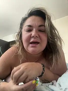 MikyVesela webcam