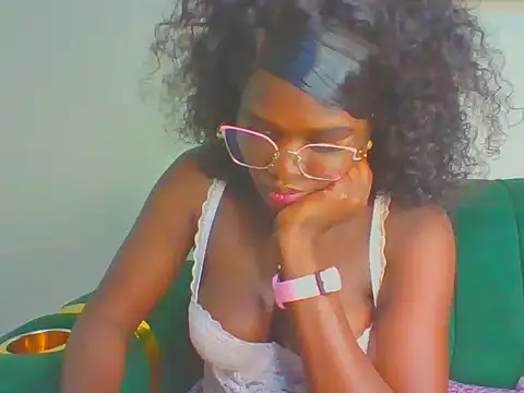 cutesmiling webcam