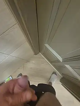 kisbiro77777 webcam