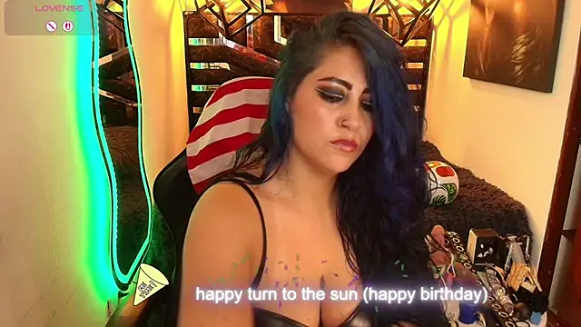 scarleth_blue webcam
