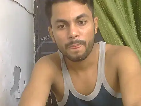 Stubborndesiboy webcam